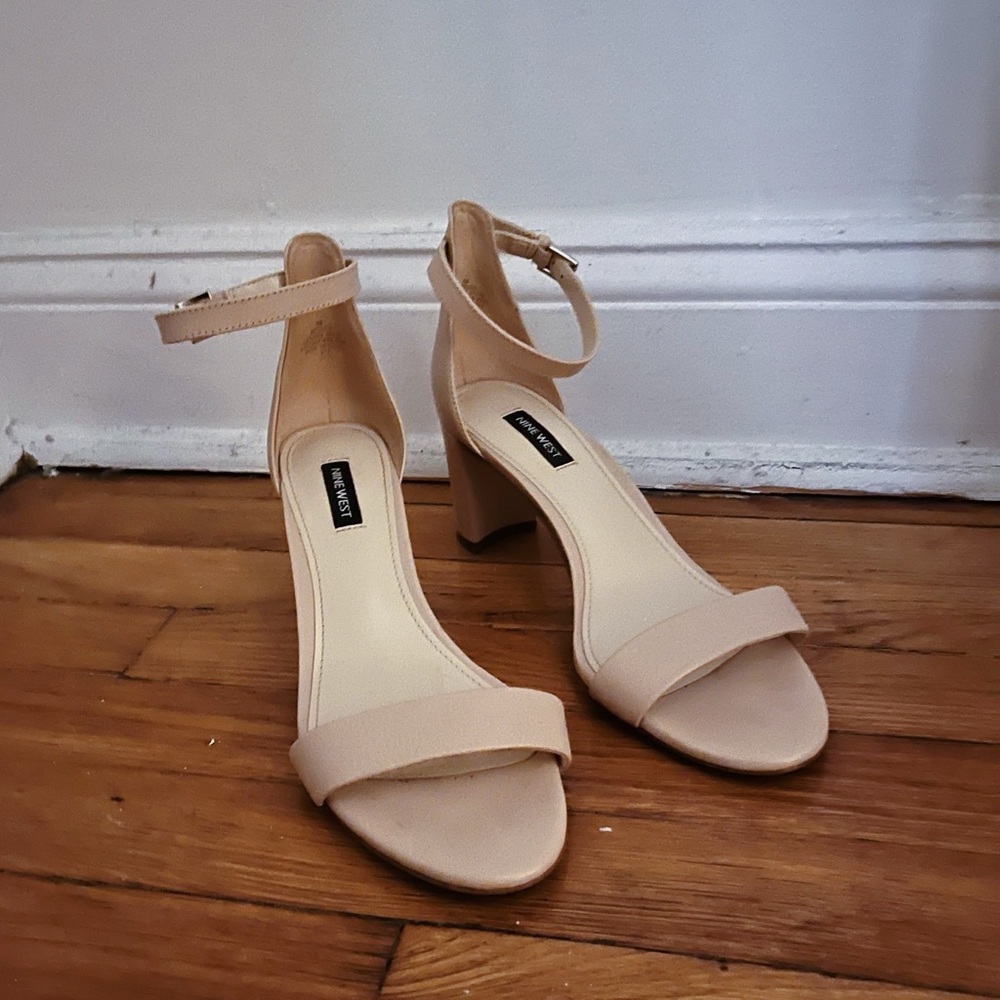Nine West Nude Heels